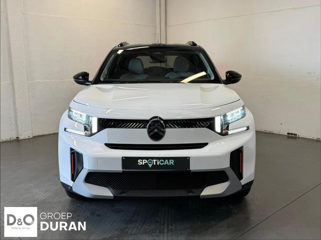 52711921-1.jpg