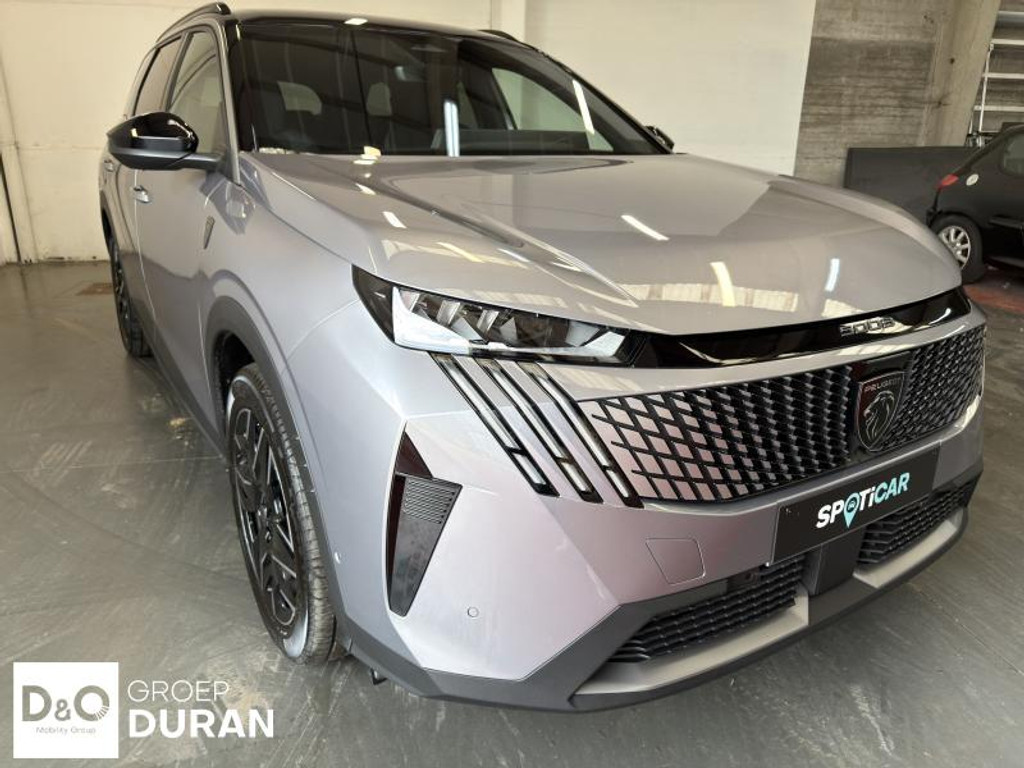 53314141-2.jpg