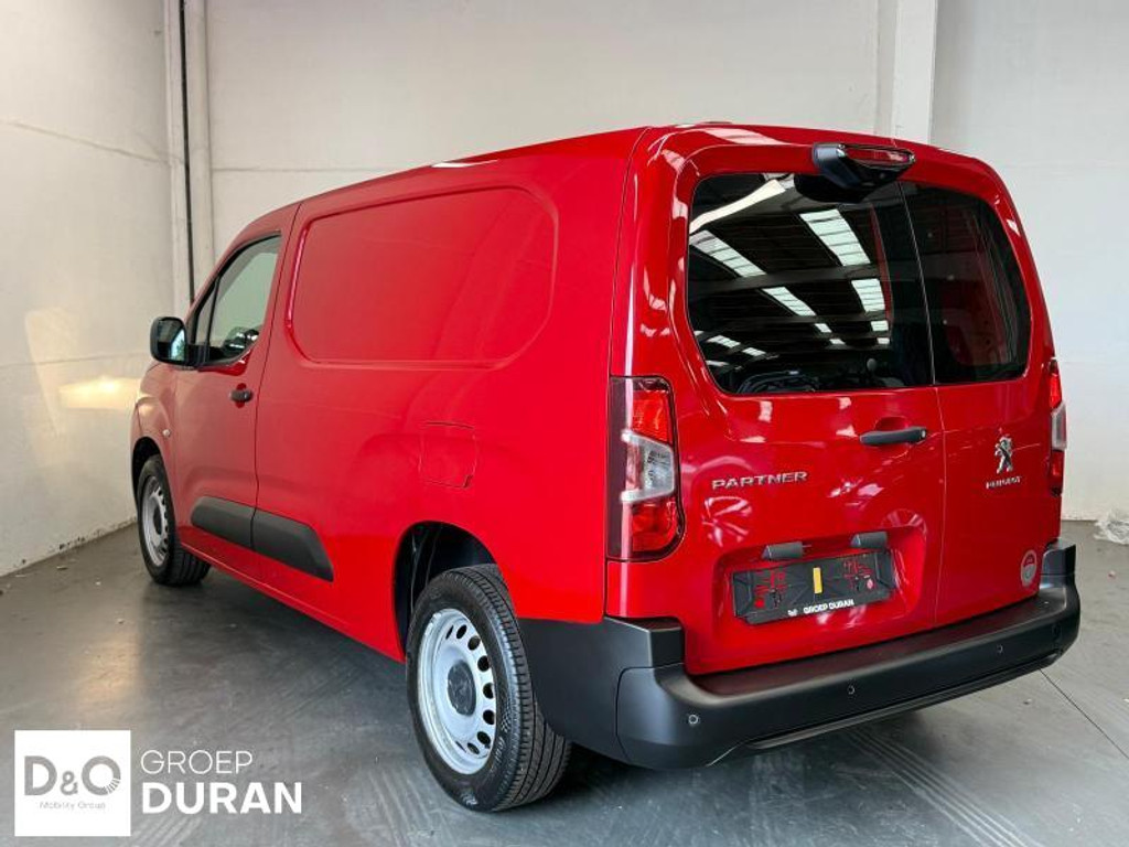54740006-3.jpg