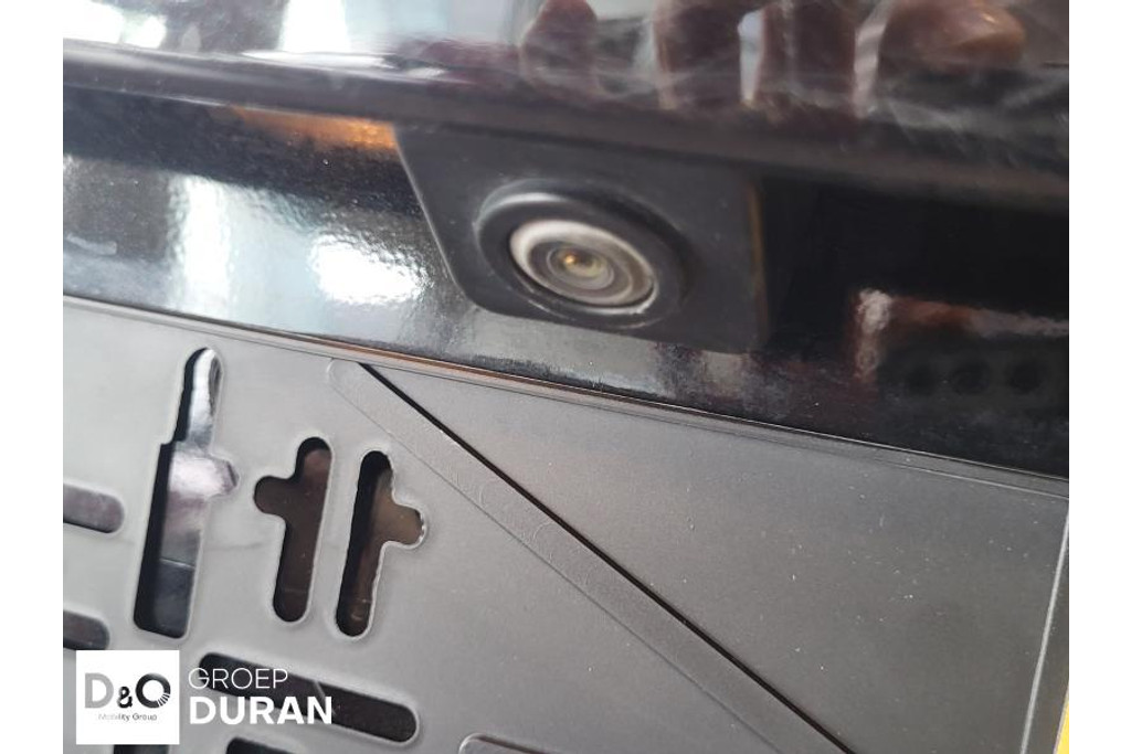 55436864-3.jpg
