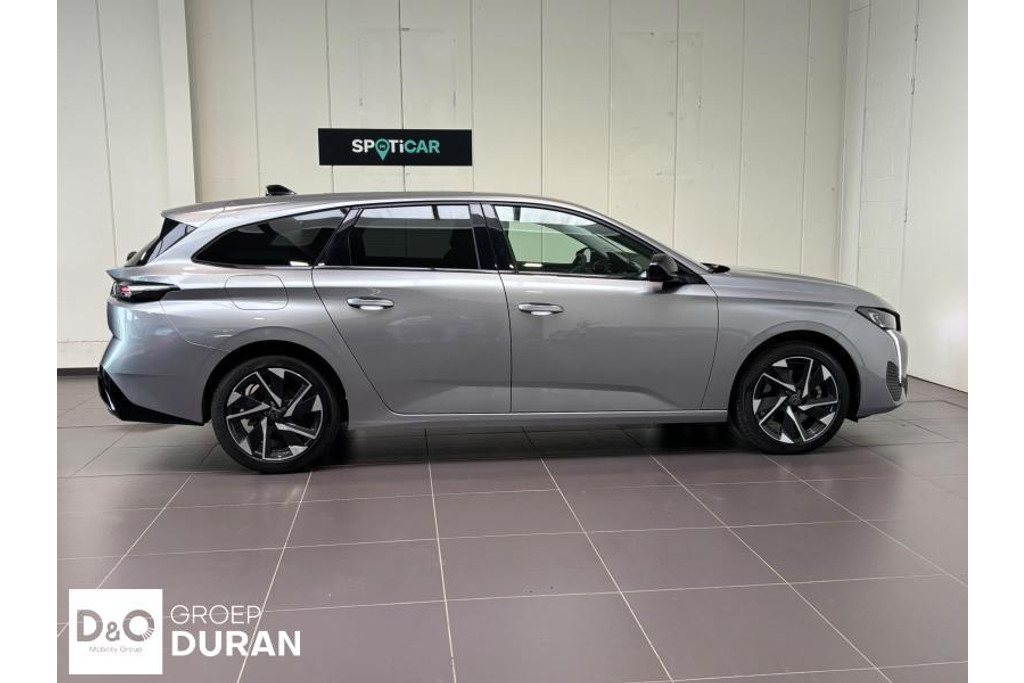 55983661-2.jpg