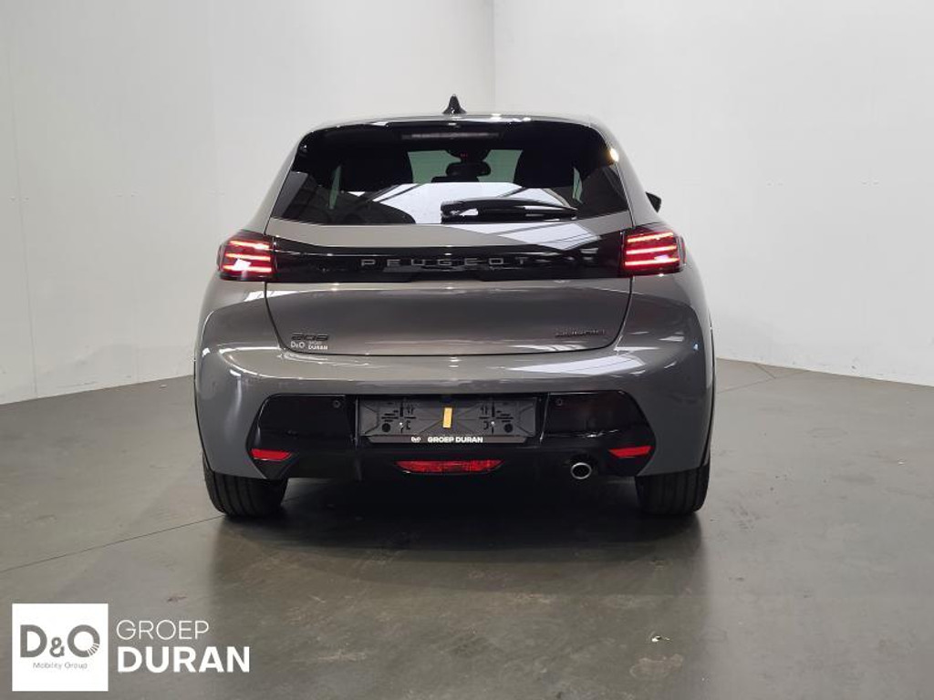 56138912-4.jpg