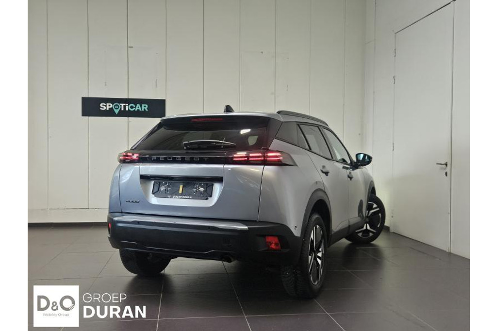 56359190-2.jpg