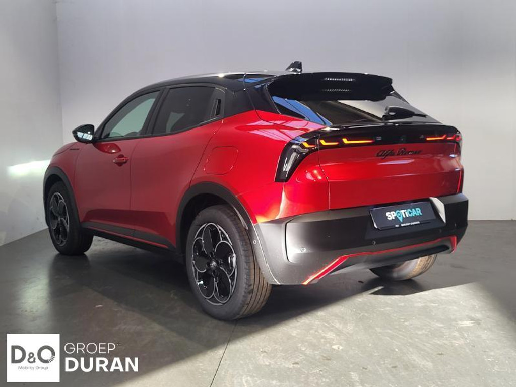 56487941-2.jpg