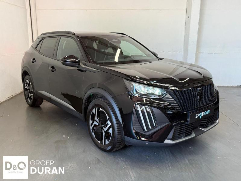 56829488-2.jpg