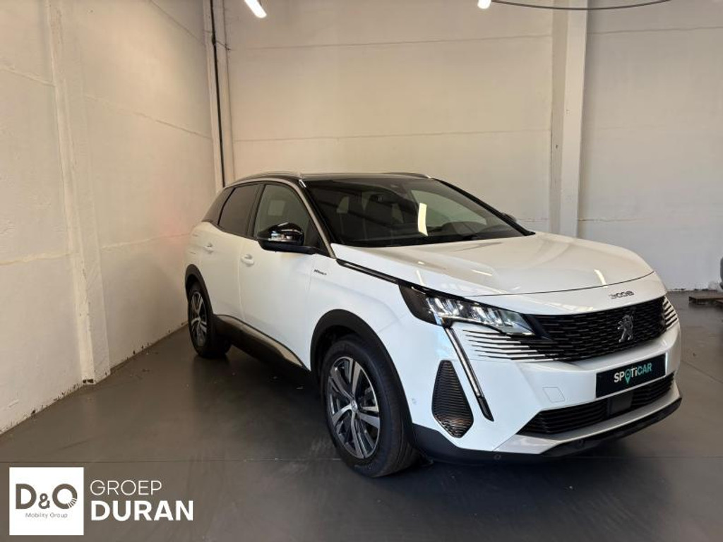 56923728-2.jpg